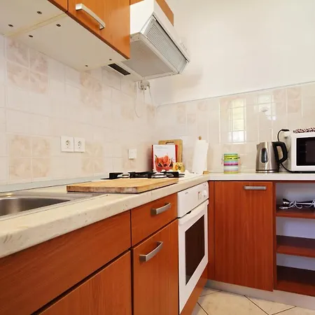 Ena - Walk To Sunset Beach - 3 Bedrooms Apartman