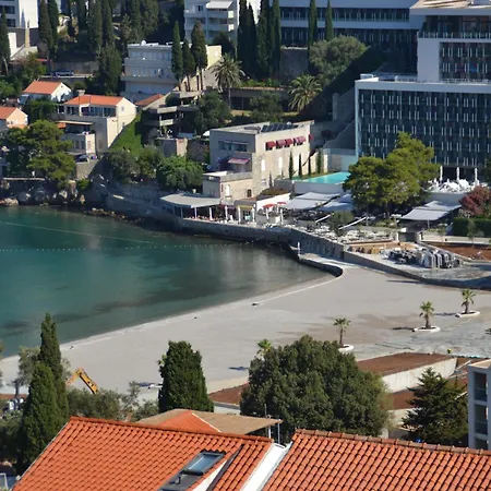 Ena - Walk To Sunset Beach - 3 Bedrooms Apartment *