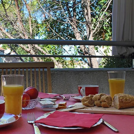 Ena - Walk To Sunset Beach - 3 Bedrooms *