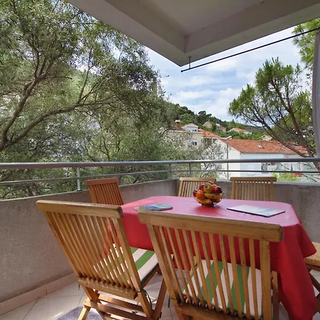 Apartment Ena - Walk To Sunset Beach - 3 Bedrooms