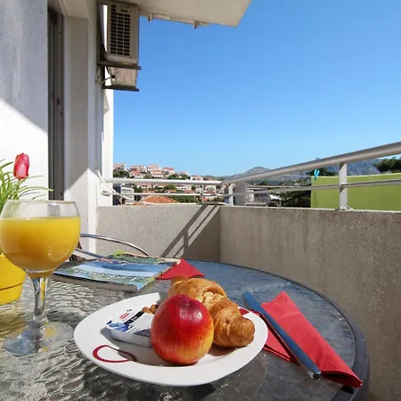 Ena - Walk To Sunset Beach - 3 Bedrooms * Dubrovnik