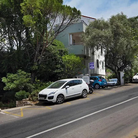Ena - Walk To Sunset Beach - 3 Bedrooms