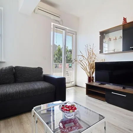 Ena - Walk To Sunset Beach - 3 Bedrooms Dubrovnik
