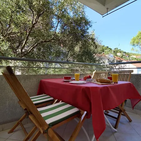 Ena - Walk To Sunset Beach - 3 Bedrooms Apartman *